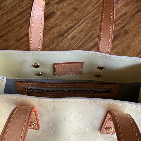 Louis Vuitton Handbag Mini Vernis Houston Monogram Light Yellow - Picture 7 of 10